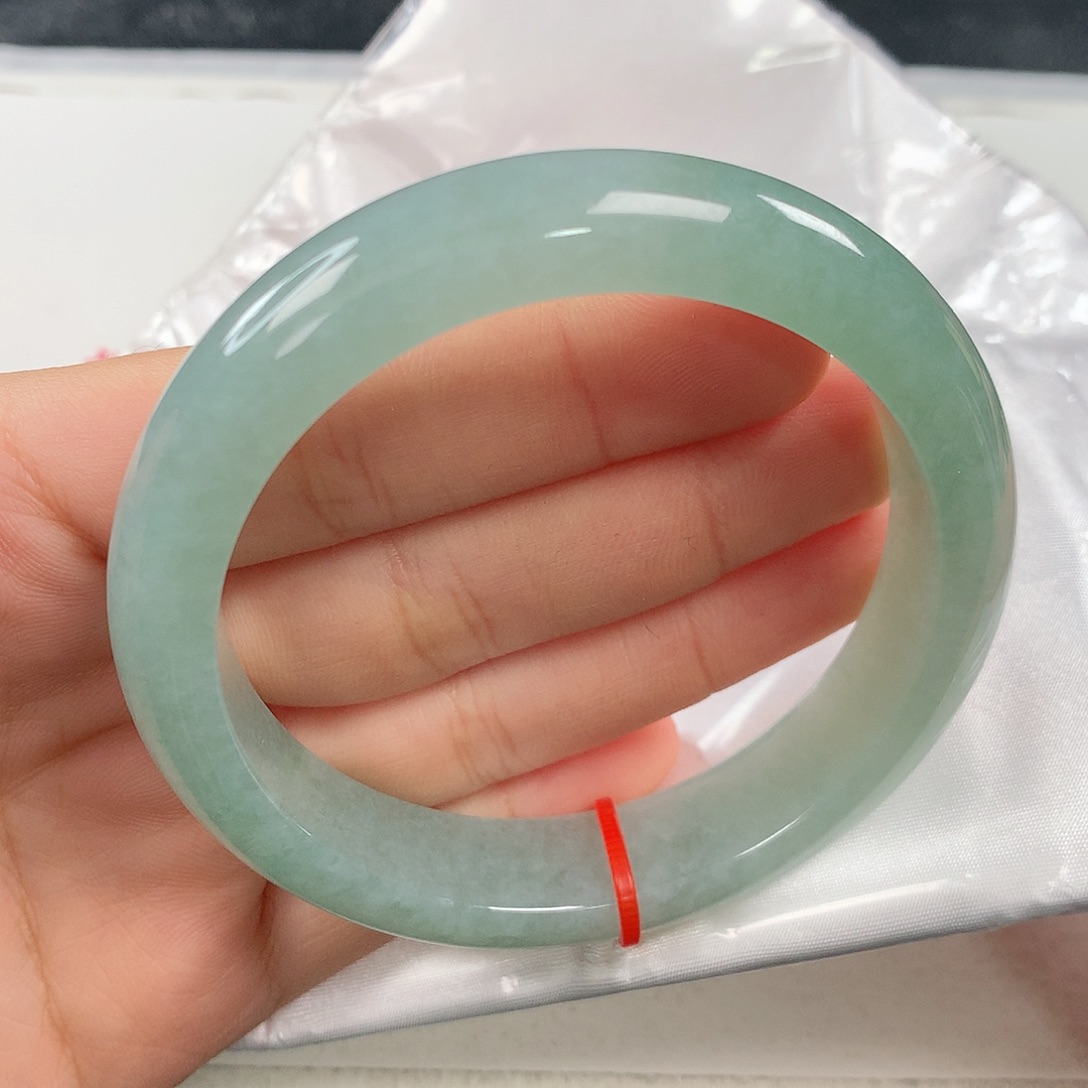 翡翠手镯未镶嵌 正圈①⑥②