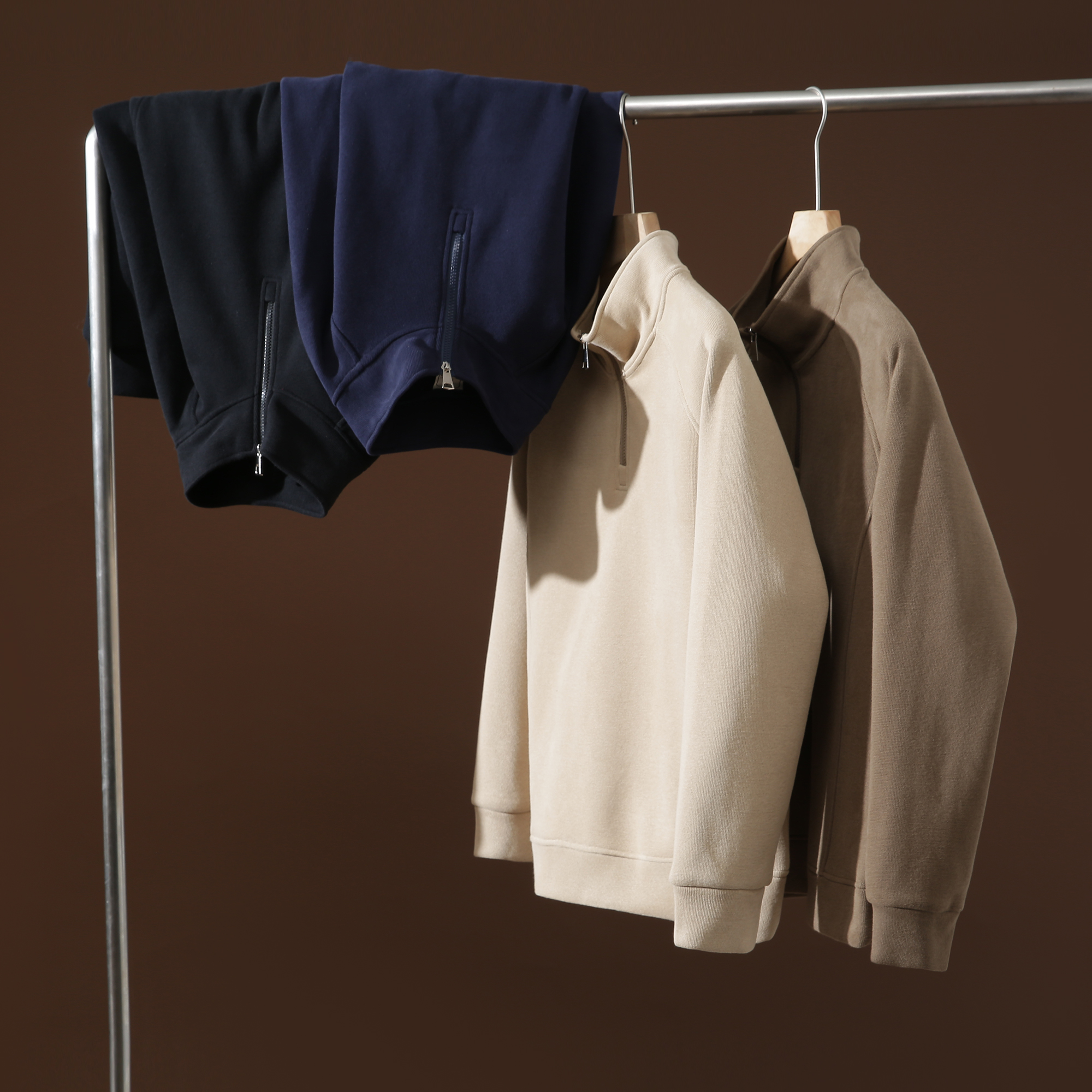 2025冬季保暖男士卫衣休闲时尚百搭立领半拉链套头打底衫加绒加厚