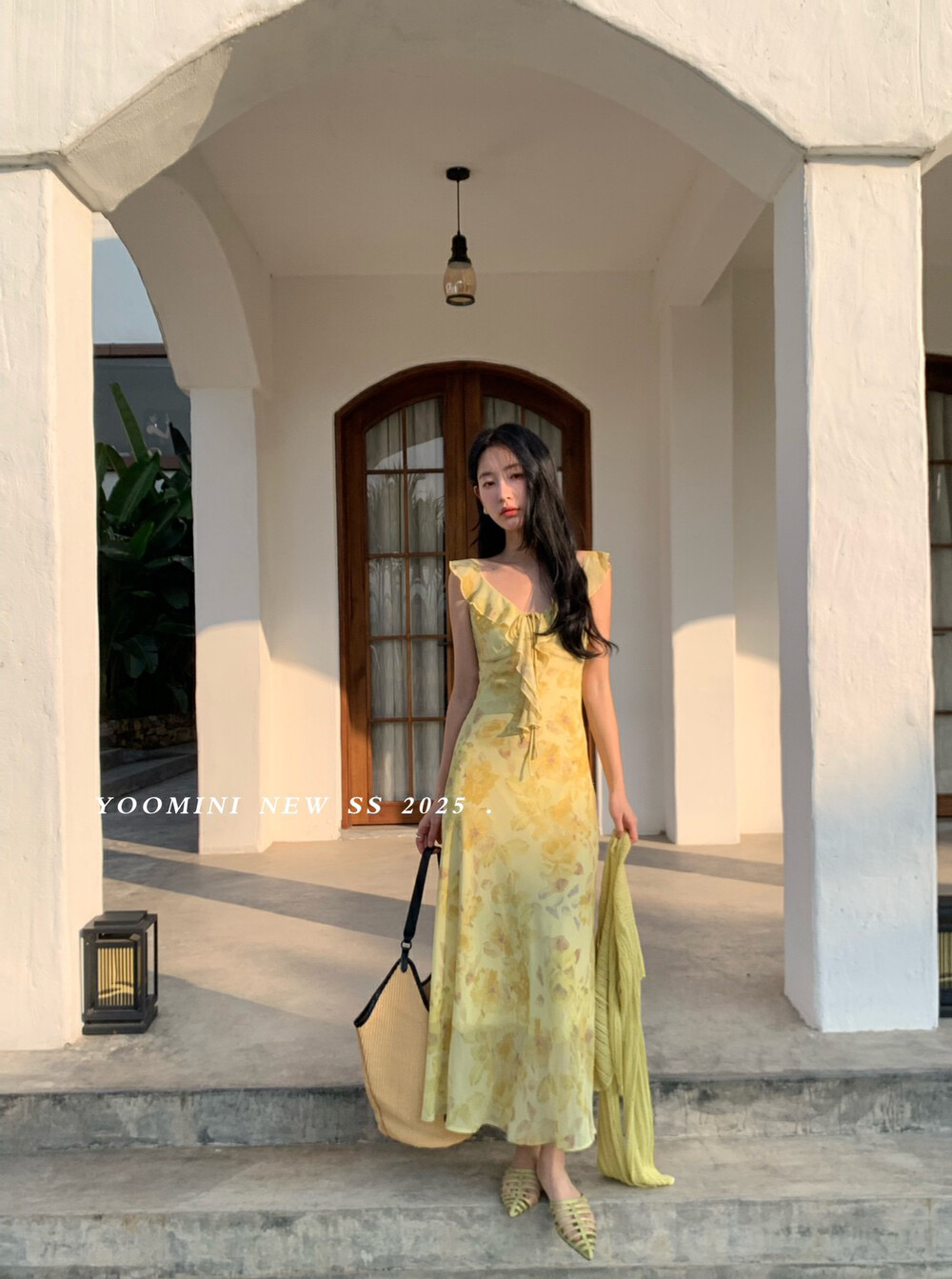 16061 复古碎花修身气质度假长裙荷叶边连衣裙