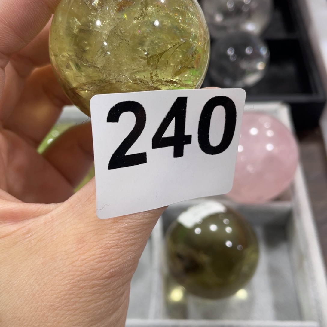 珠宝半成品水晶未镶嵌
