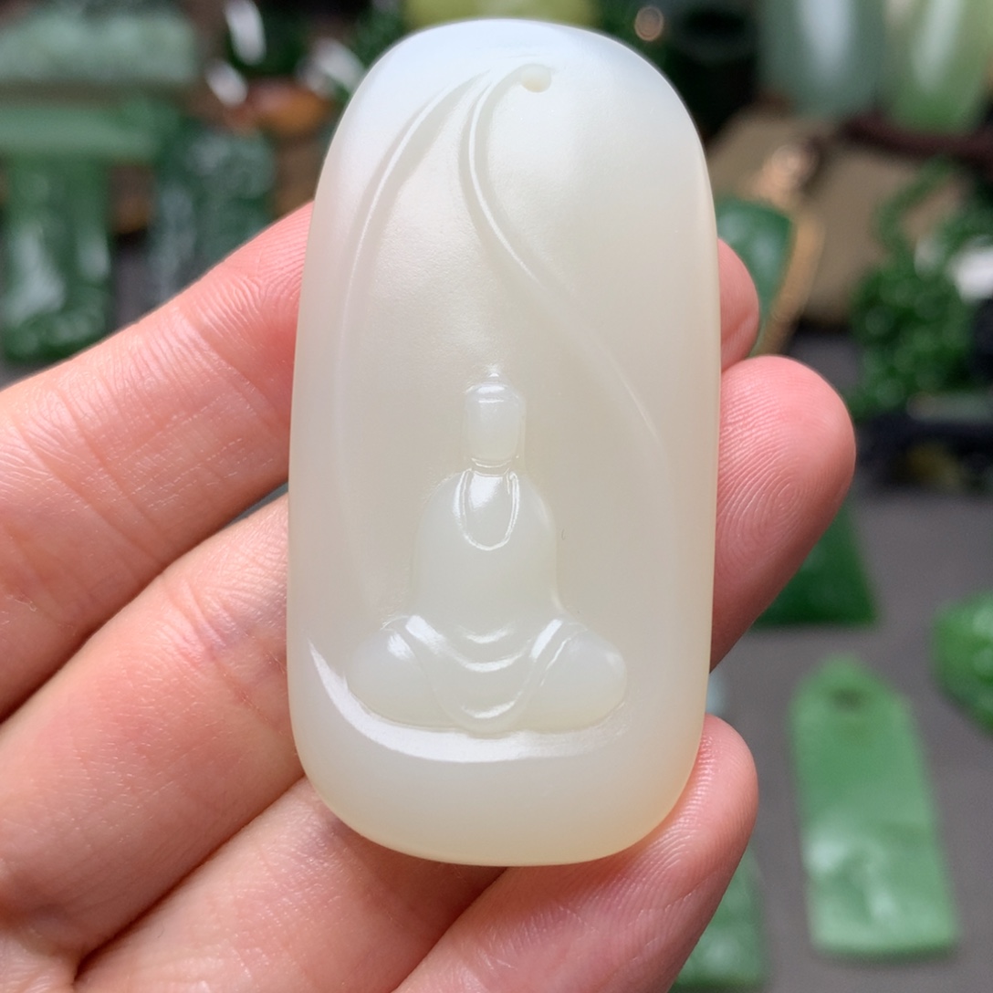 未镶嵌戒指和田玉