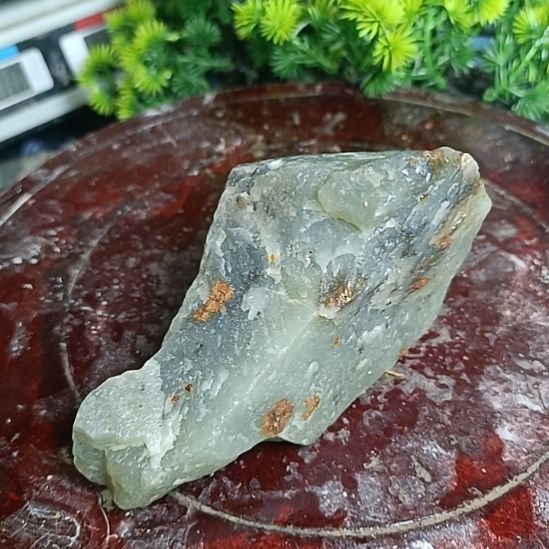 蛇纹石玉未镶嵌珠宝奇石