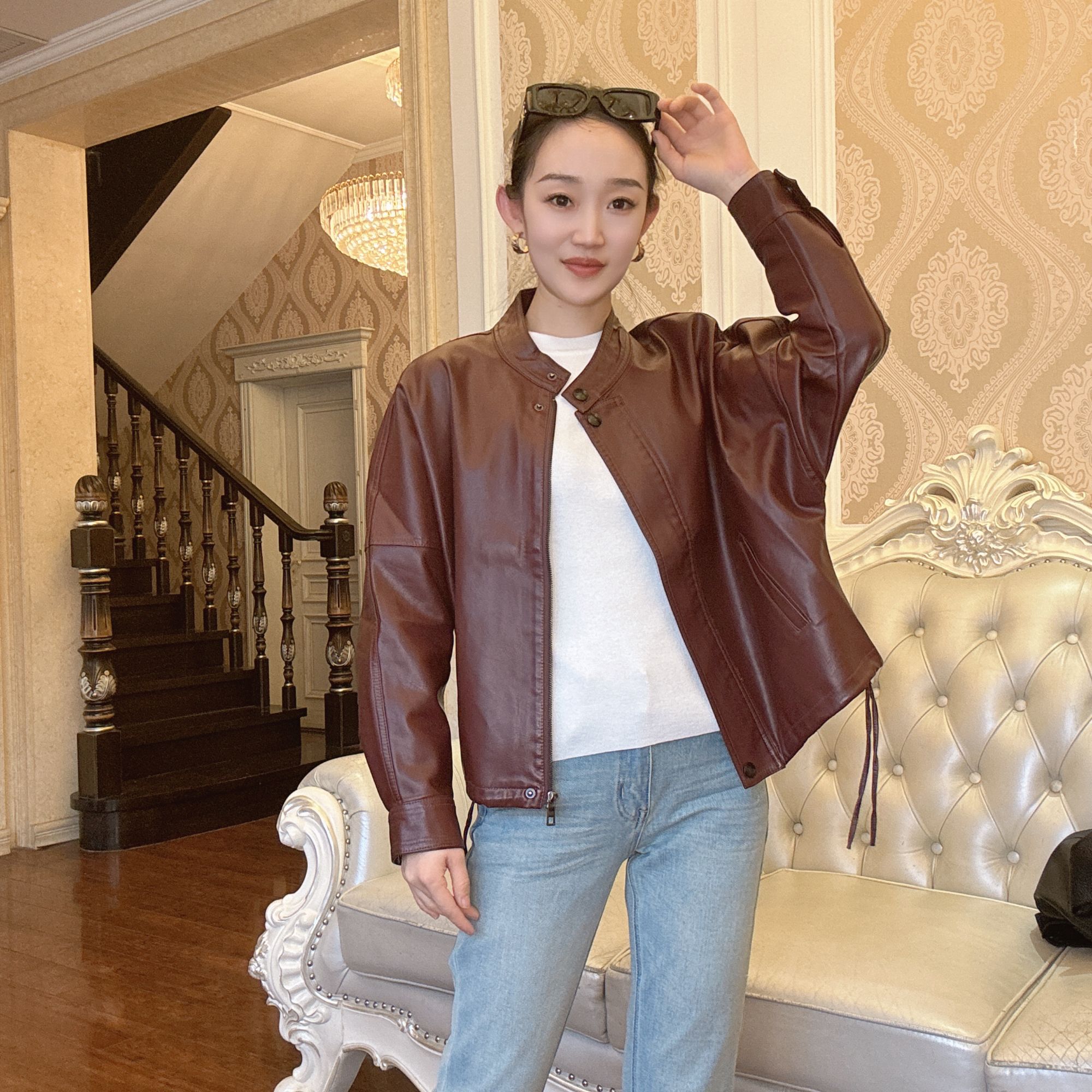 海宁2025年春秋立领短款机车真皮皮衣女显瘦绵羊皮长袖宽松小外套