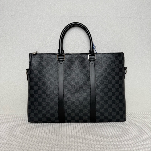 95新 LouisVuitton/路易威登  5958/时尚经典芯片款黑棋盘格公文