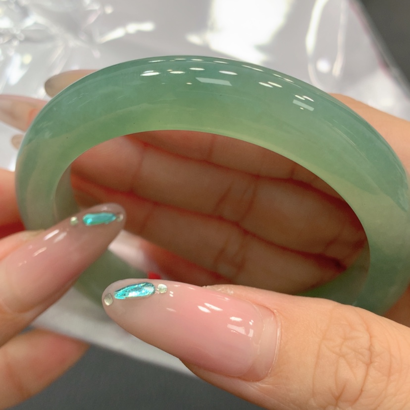 【闪购商品】翡翠手镯未镶嵌翡翠