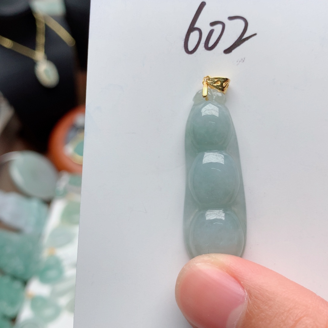 翡翠颈饰银S925镀金镶嵌吊坠