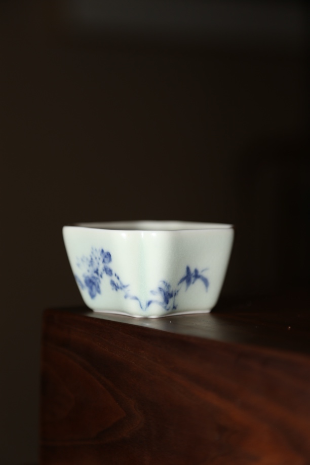 晓芳窑珠光青花2015年左右抽角四方杯(停产杯型）