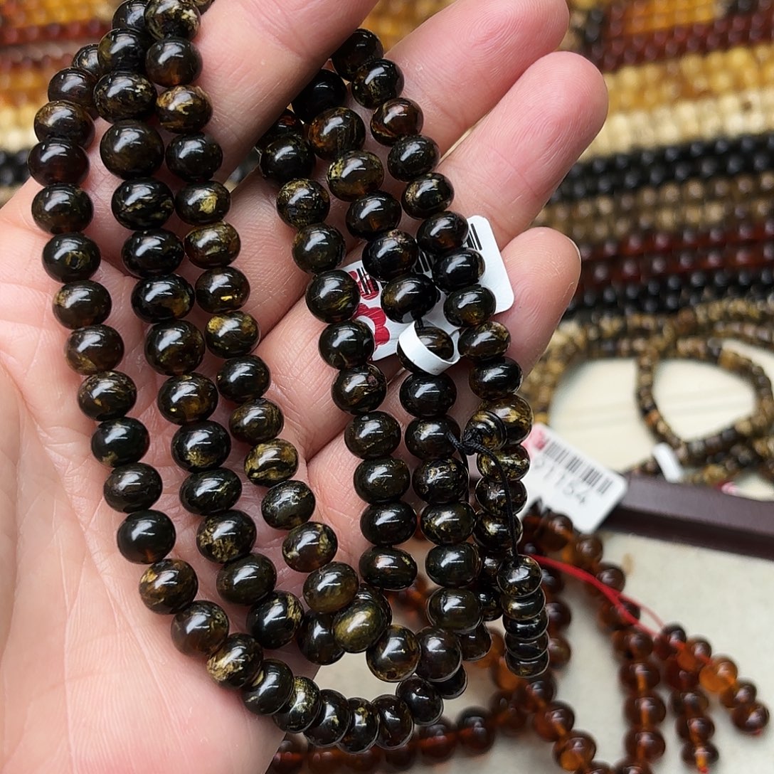 琥珀未镶嵌裸石八91566