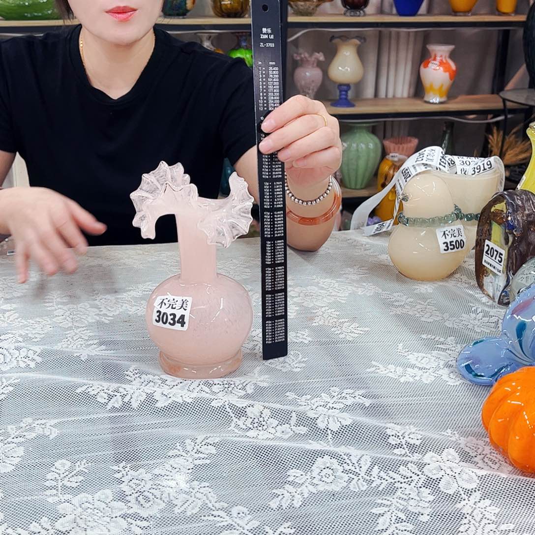 3034 家悦琉璃工艺品不完美