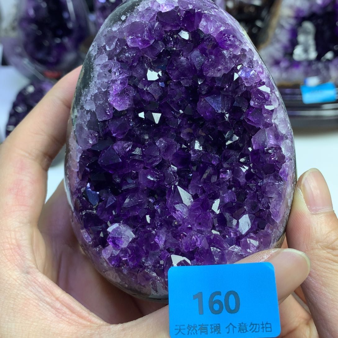 未镶嵌水晶大型摆件（非配饰）