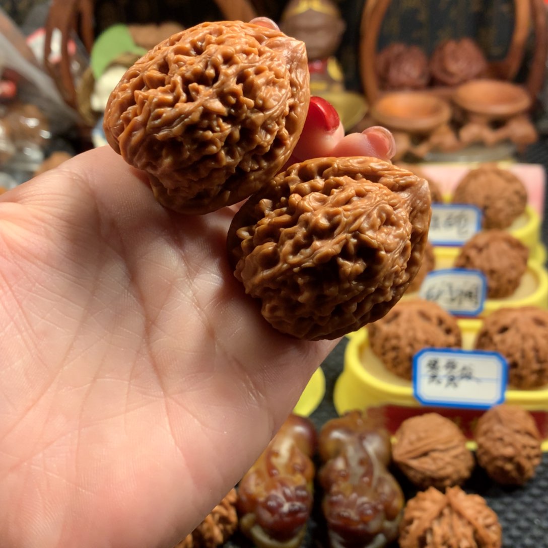 文玩核桃把件粗筋蚂蚁王