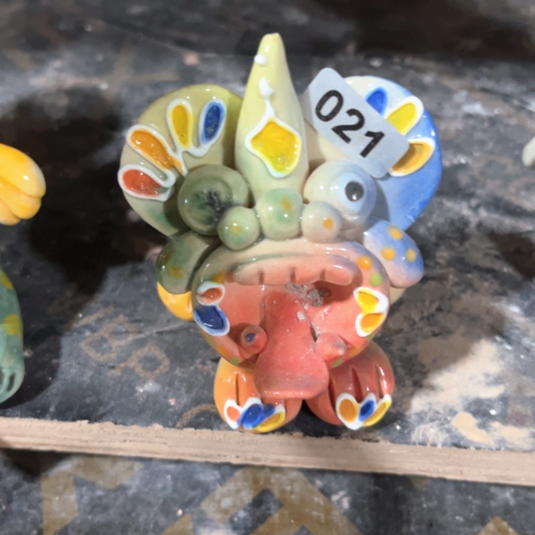 摆件纯手工抽象陶瓷摆件021