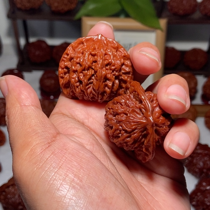 7***8吊坠文玩核桃盘龙纹