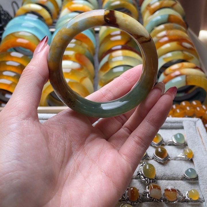 蛇纹石玉手镯未镶嵌54.6