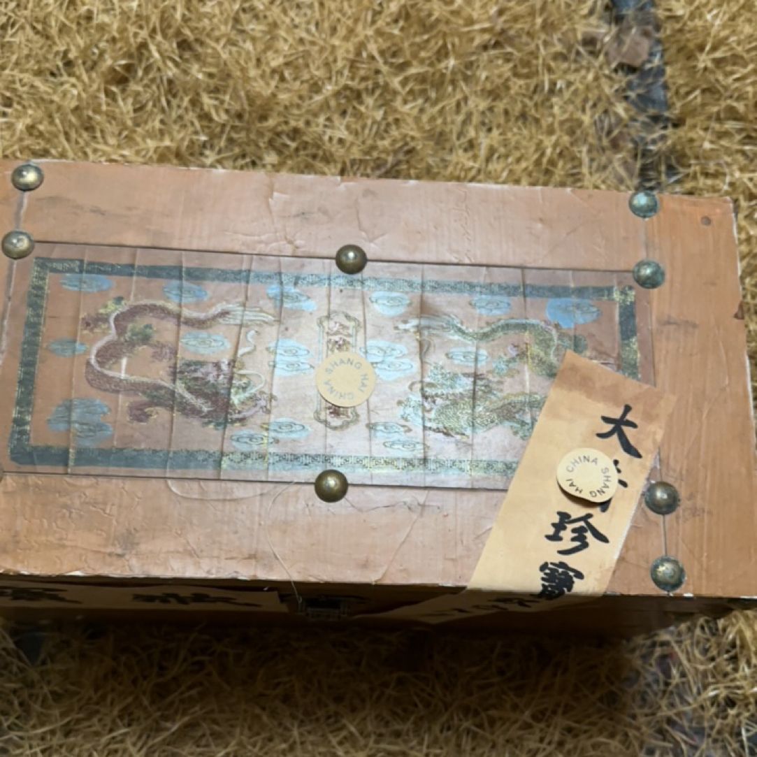 【闪购商品】精美高端黄龙镖漆木盒一件链接