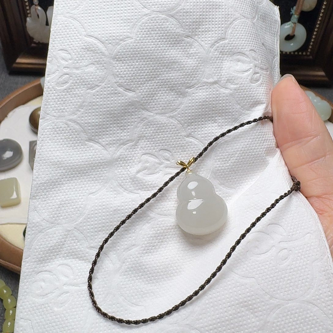 宝***宝亚克力非金属冰白胖葫芦吊坠