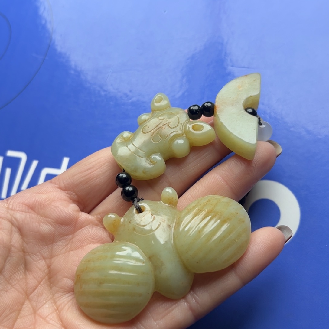 和田玉挂件未镶嵌