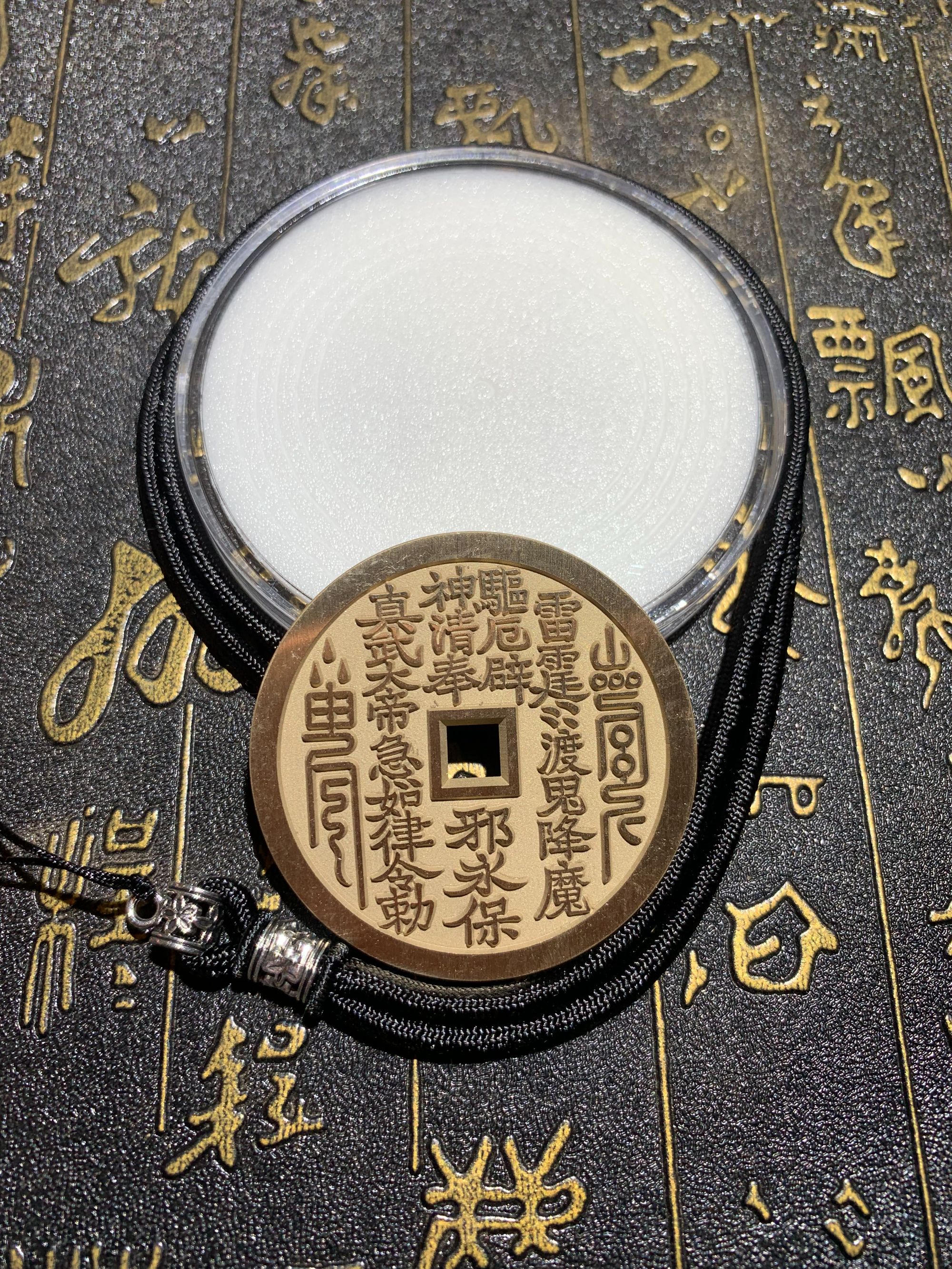 现代仿制工艺品真武大帝雕母