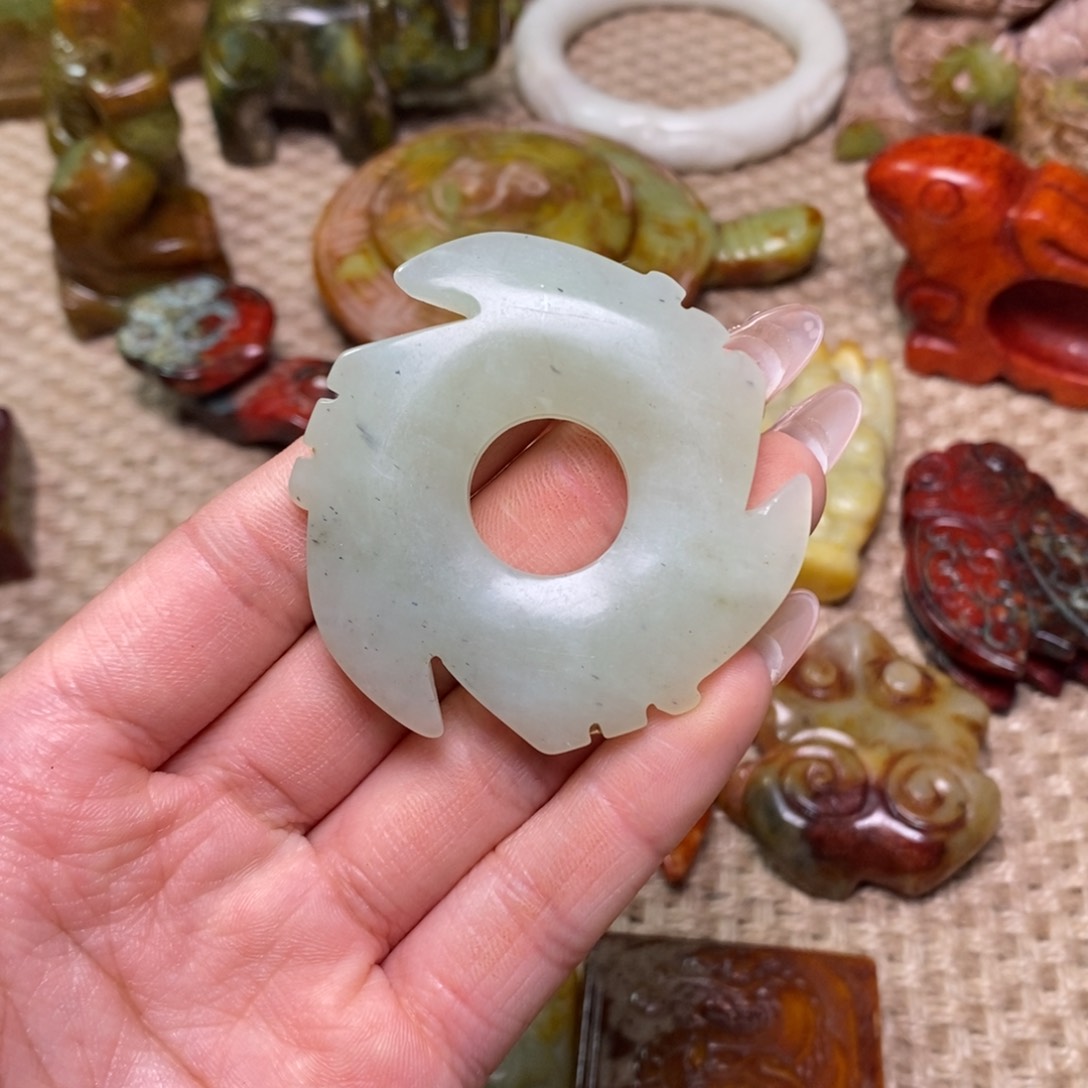 白玉菩提吊坠白玉菩提白玉菩提摆件