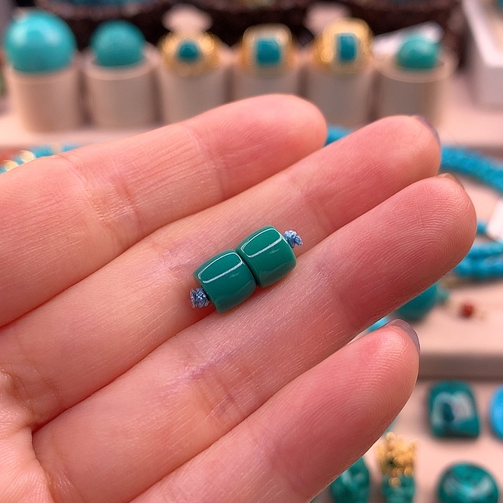 绿松石配饰未镶嵌