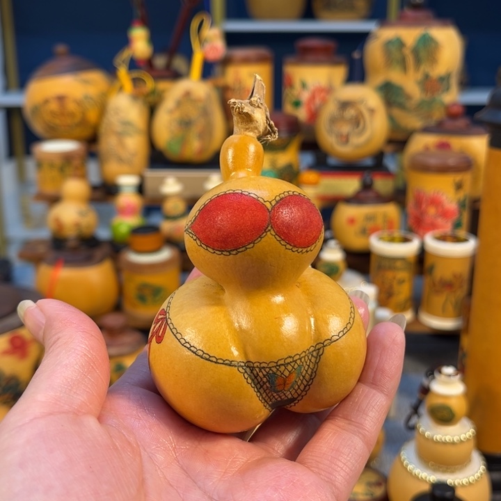 大叶紫檀（黑酸枝木类）榜***、