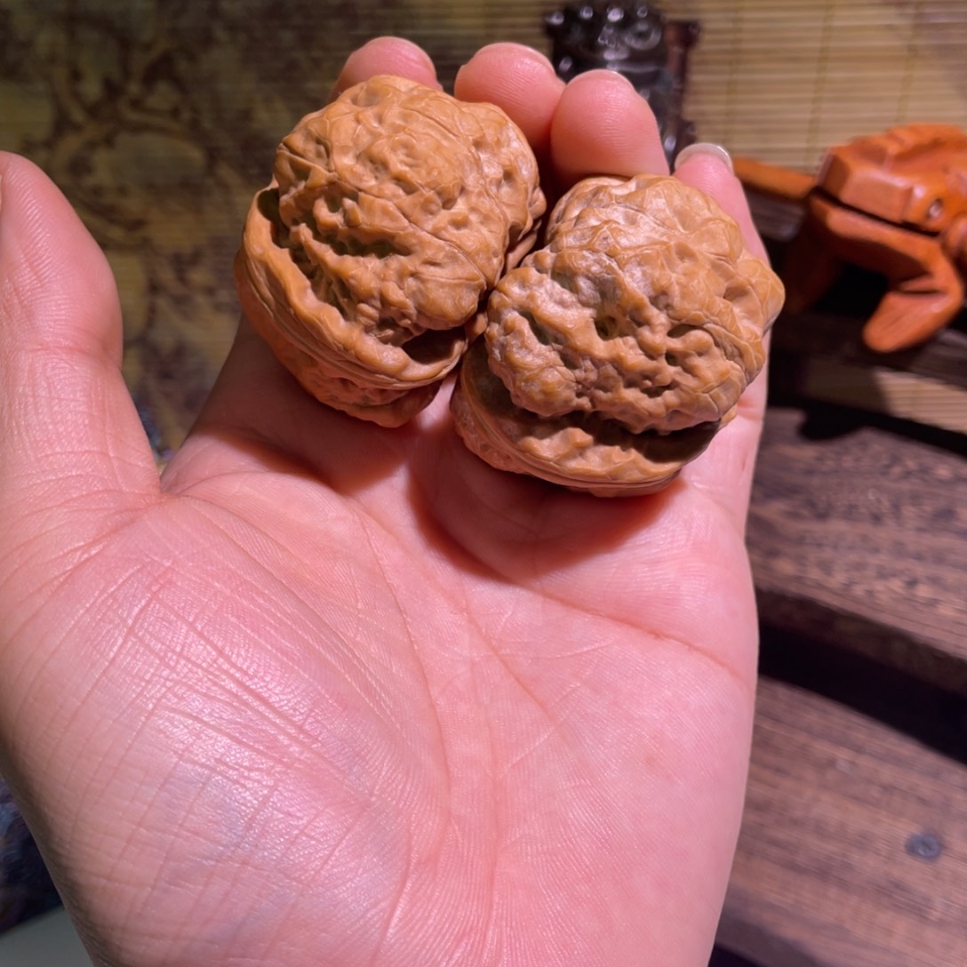 徐***儿吊坠文玩核桃蛤蟆