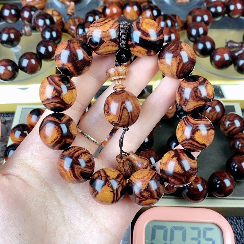 【闪购商品】黄花梨/降香黄檀一***:花梨木花梨木