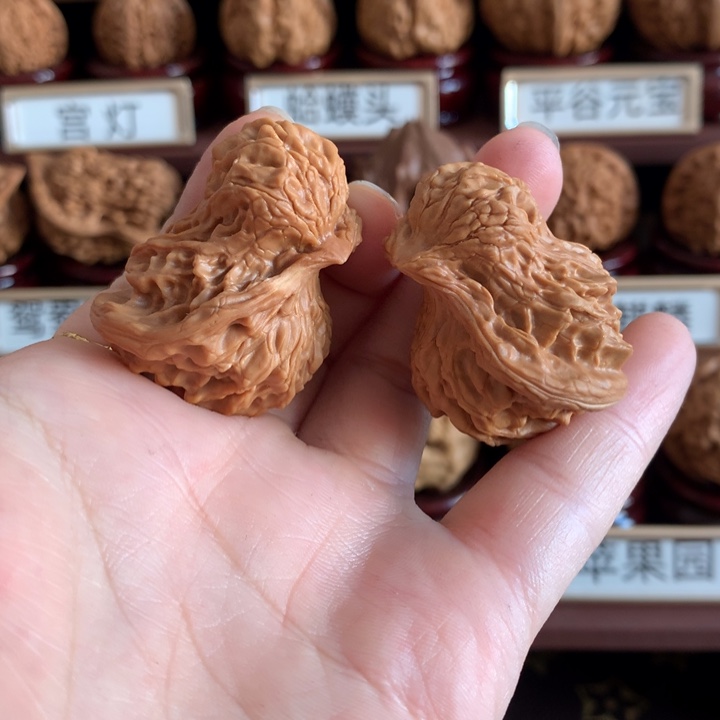 文玩核桃把件小鸟