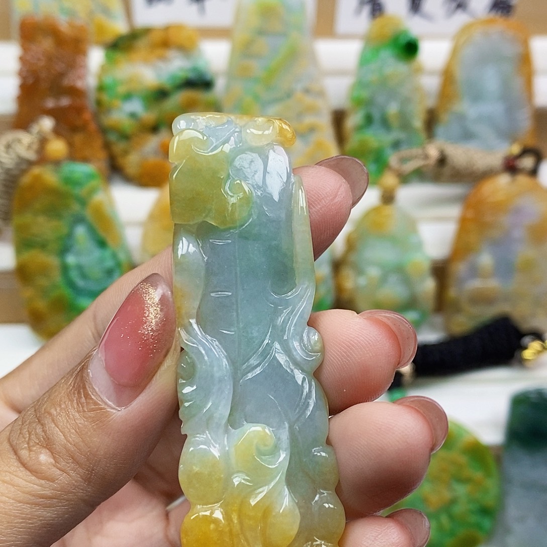定制翡翠未镶嵌天然翡翠A货