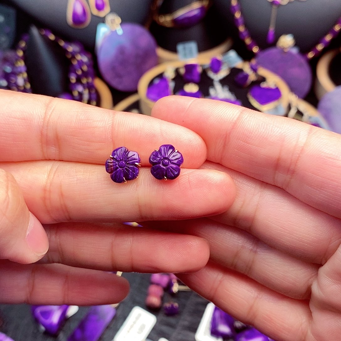 苏纪石（舒俱来）耳饰18K金镶嵌