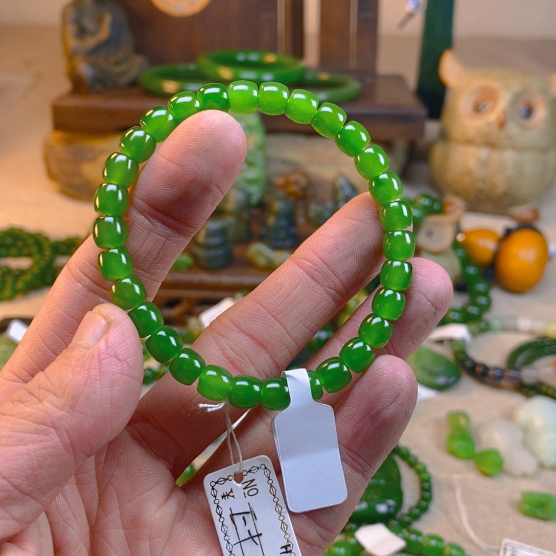 和田玉颈饰未镶嵌見*山