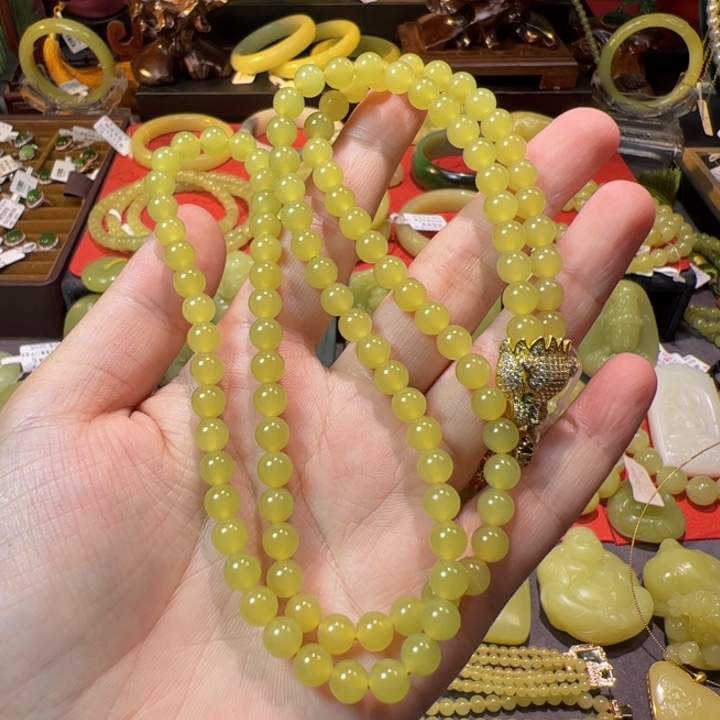 和田玉（黄玉）未镶嵌颈饰