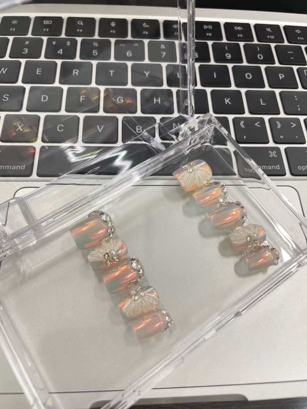 时尚清新纯欲蝴蝶猫眼法式高级气质穿戴甲显白美甲