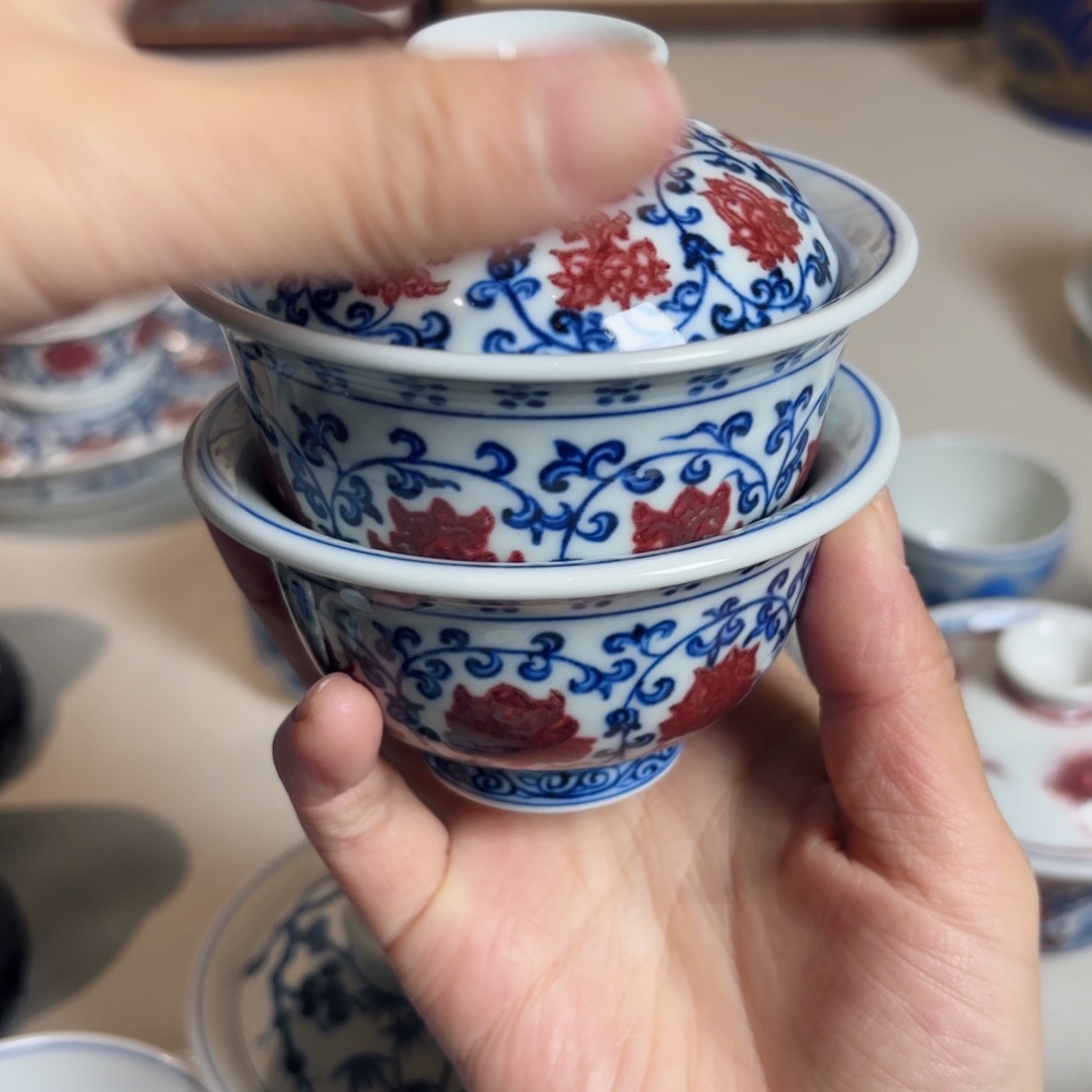 青花釉里红套组 好看 杯子加盖碗