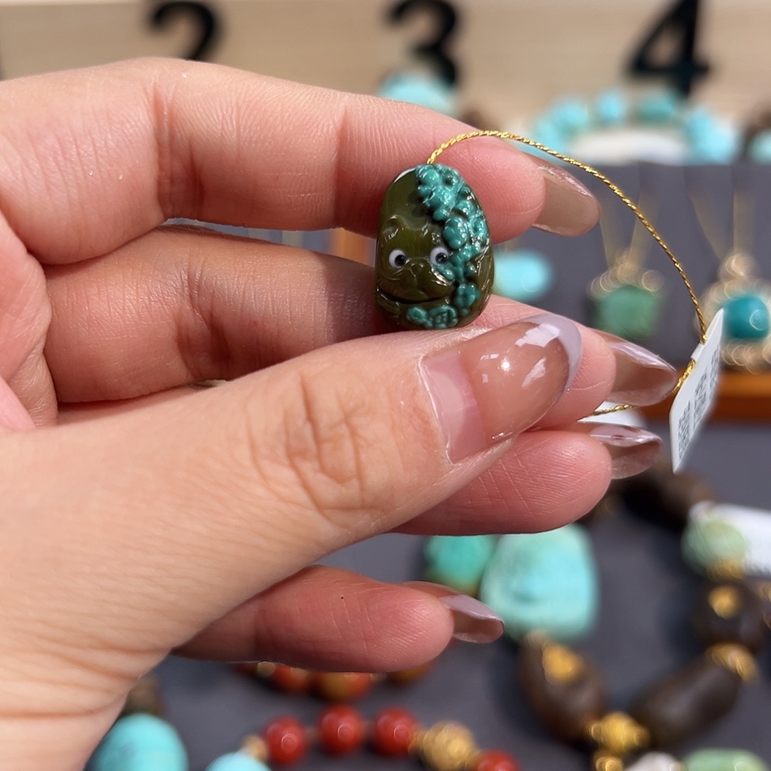 绿松石未镶嵌把件法斗配饰