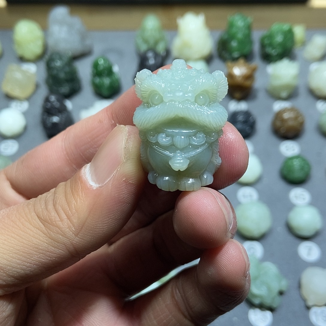 和田玉颈饰未镶嵌定制