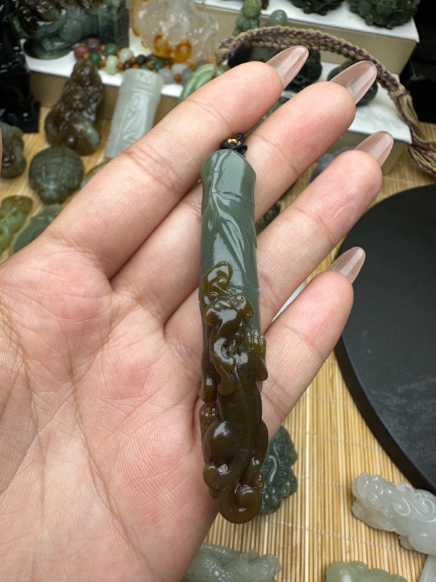 和田玉且末蓝竹节貔貅挂件