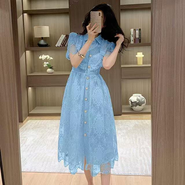 小意精品女装直播间。下单备注编码，默认微瑕气质时尚