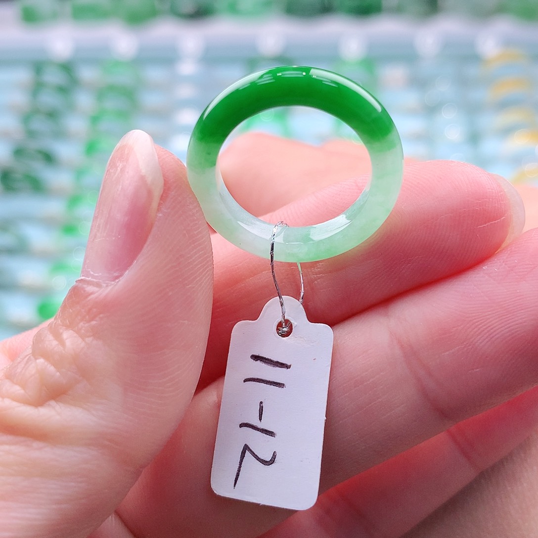 翡翠未镶嵌戒指A货缅甸翡翠