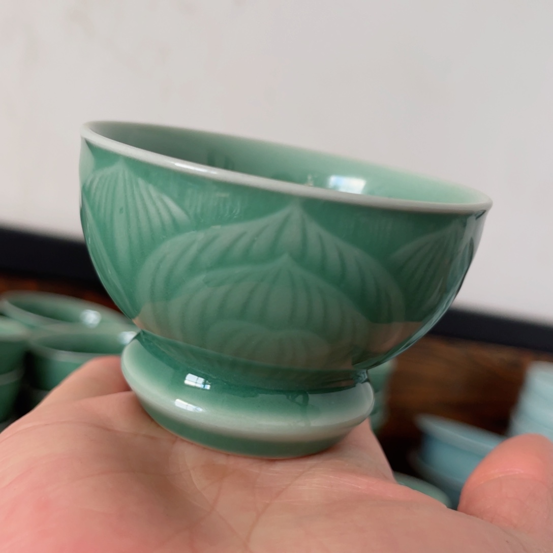 瓷片哈哈哈哈哈哈哈哈哈哈吧