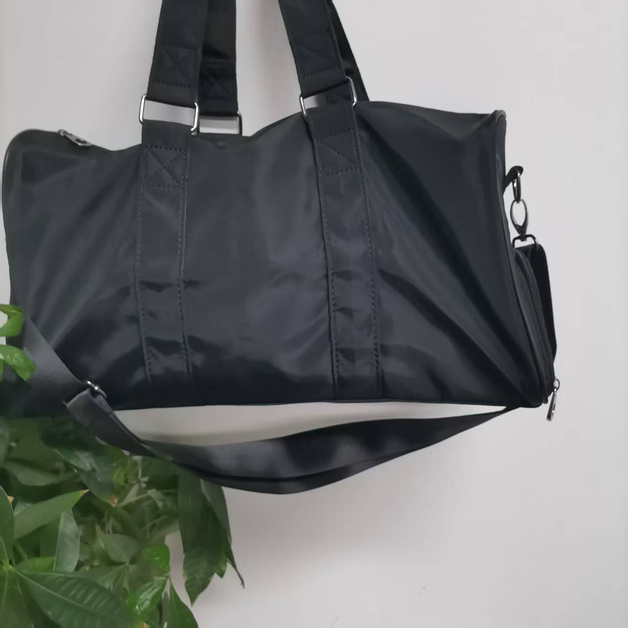 新款经典时尚单肩斜挎旅行包6262