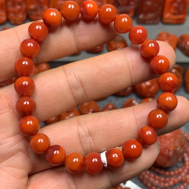 南红玛瑙手串未镶嵌葡****。8+m m