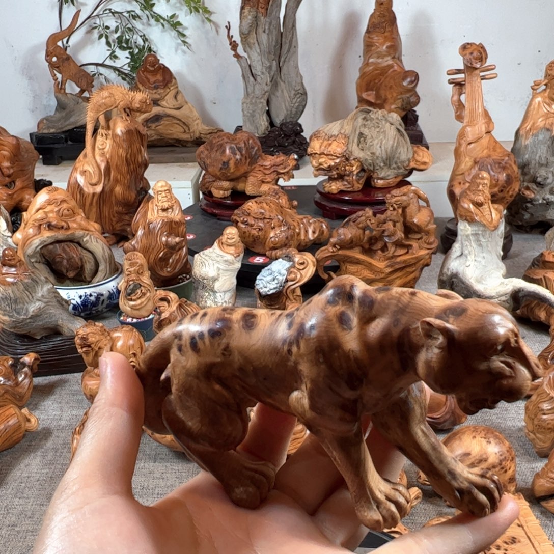 咪***哼柏木（崖柏）55332266