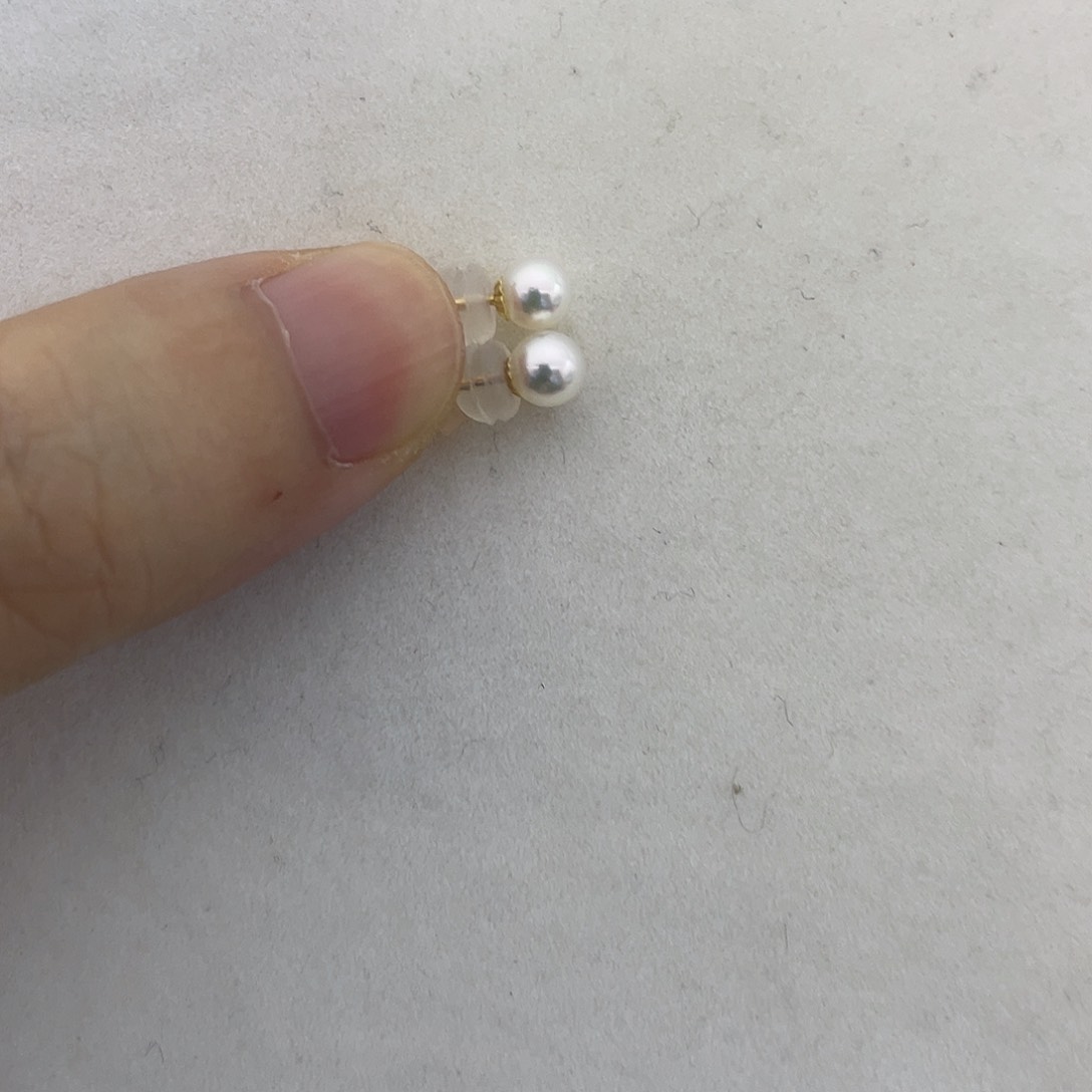 海水珍珠耳饰18K金镶嵌4.5-5素钉