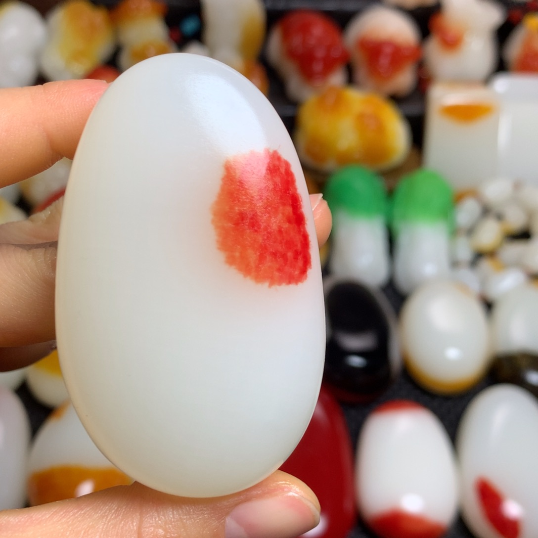 新疆戈壁石五彩石