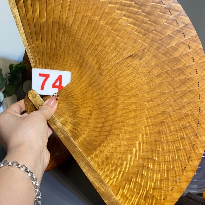 金丝楠C****鱼金丝楠木扇子