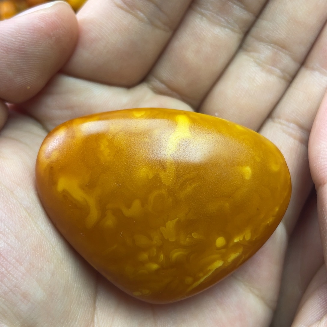 琥珀未镶嵌吊坠(不含链)