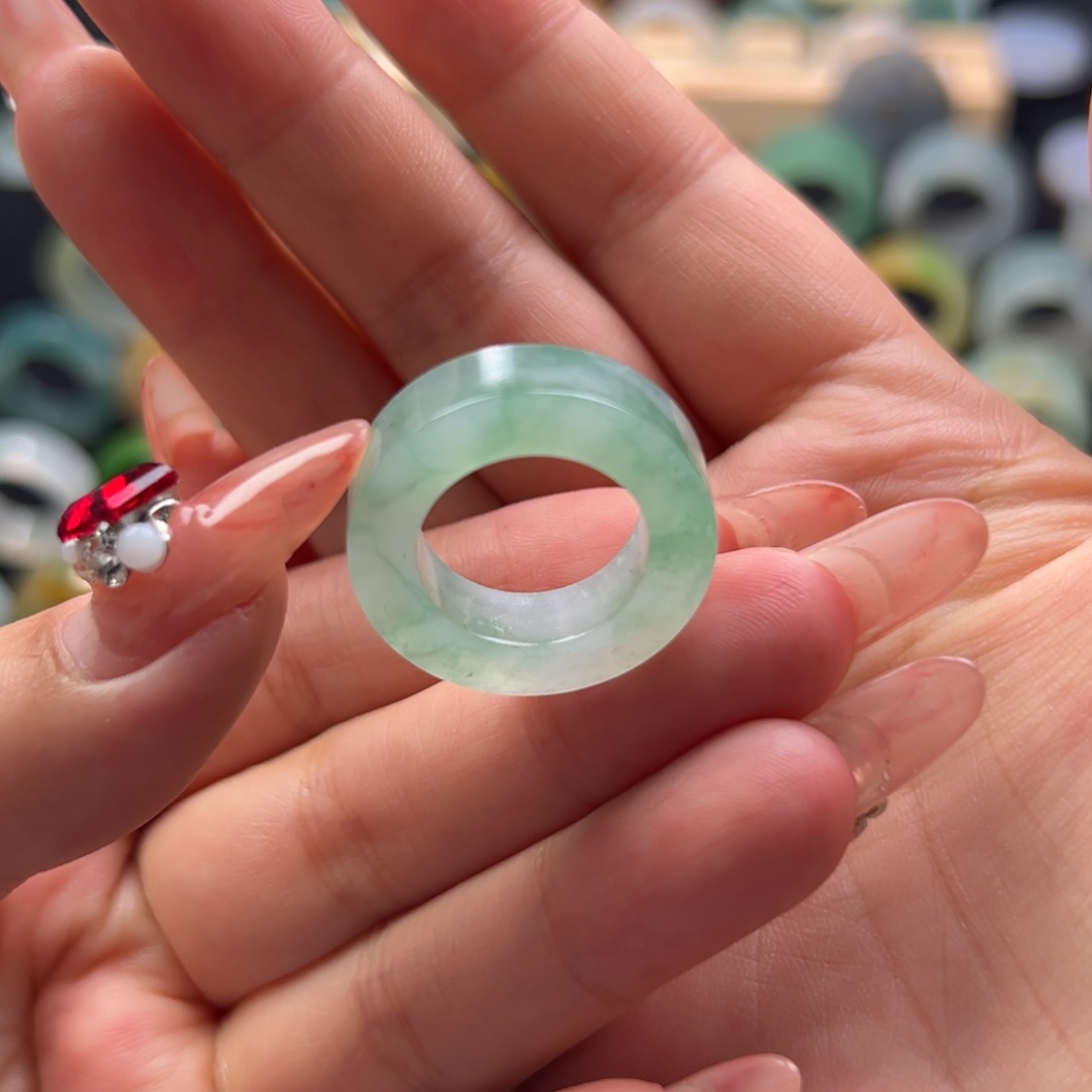 定制翡翠翡翠未镶嵌