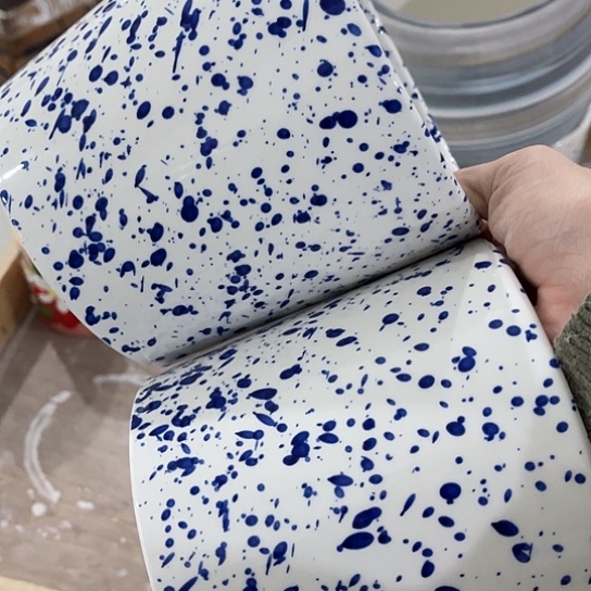 多肉绿植陶瓷花盆9.9包邮，有孔