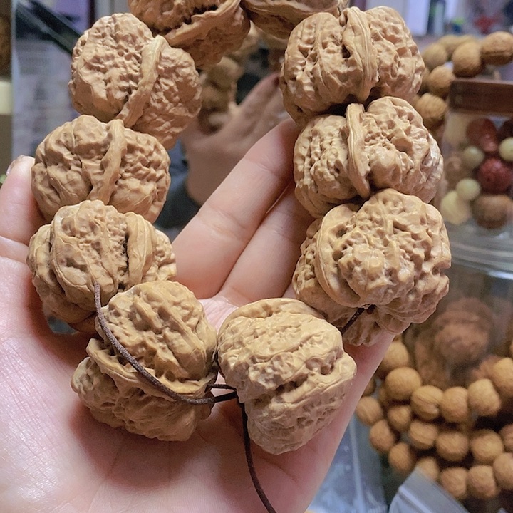 【闪购商品】文玩核桃把件38蛤蟆头手持身有黄